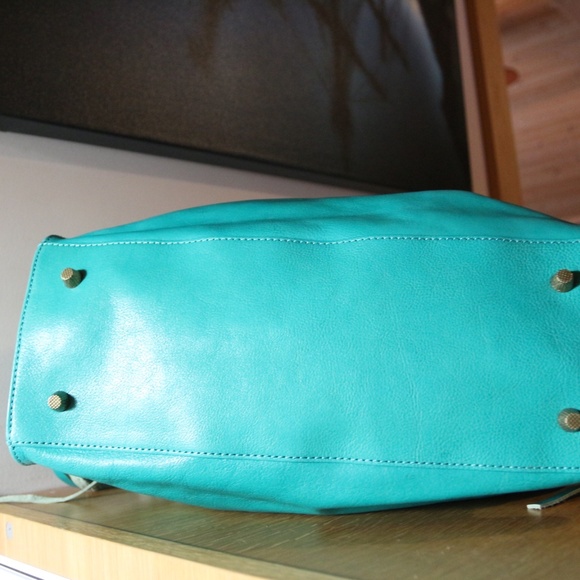 Old Trend Daisy Tote Bag + Pouch - Picture 5 of 14